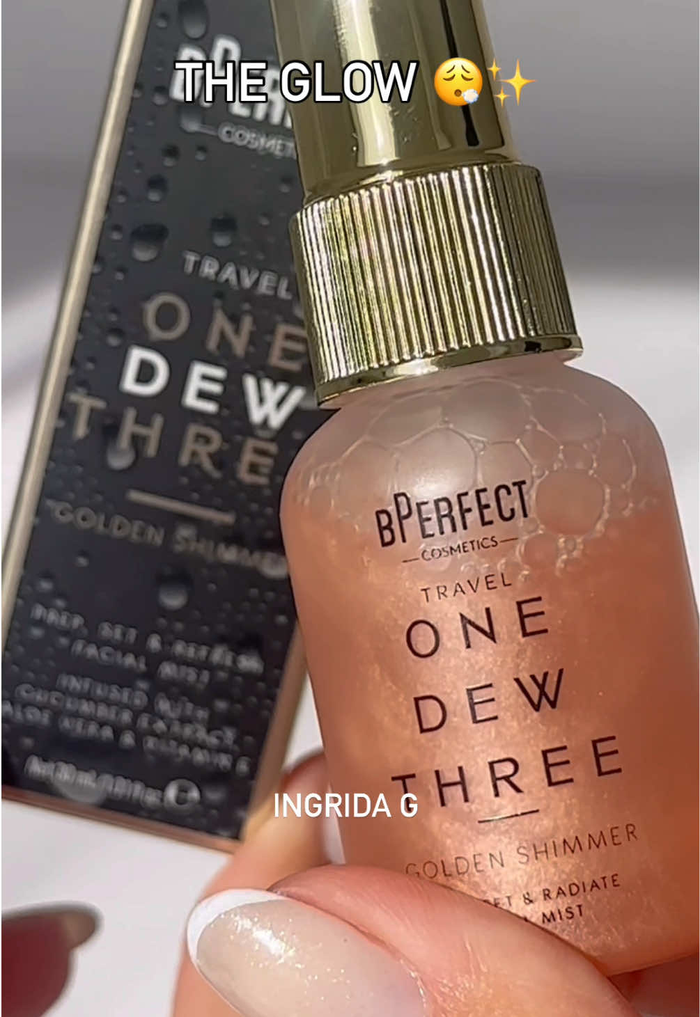 The glow this spray gives is another level 😮‍💨✨ truly a vampire skin 👌😉 @BPerfect Cosmetics one few tree golden shimmer prep, set, radiate facial spray  Got mine from @superdrug  🏷️ asmr makeup unboxing makeup sounds glowy glass skin glitter shimmer makeup sparkly skin golden sunkissed skin #makeup #asmr #asmrmakeup #makeupadmr #vampireskin           