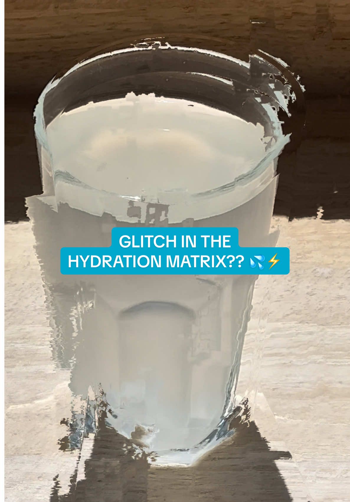 Is anyone else seeing this?? 👀 or are we going crazy… #liquidiv #glitchinthematrix 