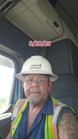 #acadian #truckerlife #truckertok #flatbed 