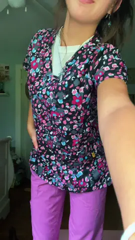 cute scrubs not to share 🦷💜 #dental #fypシ #scrubs #OOTD