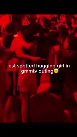 🤭🤭i guess the ‘possessive’ william is really just an act of fanservice,but i still can’t get enough of them at their fancon 🥹their bond is truly unbreakable,and i love that if either of them ever wanted to find a gf/bf they’d both be totally okay with it🫶🏻 #williamest #gmmtvouting2025 #williamjkp #est_rvp 