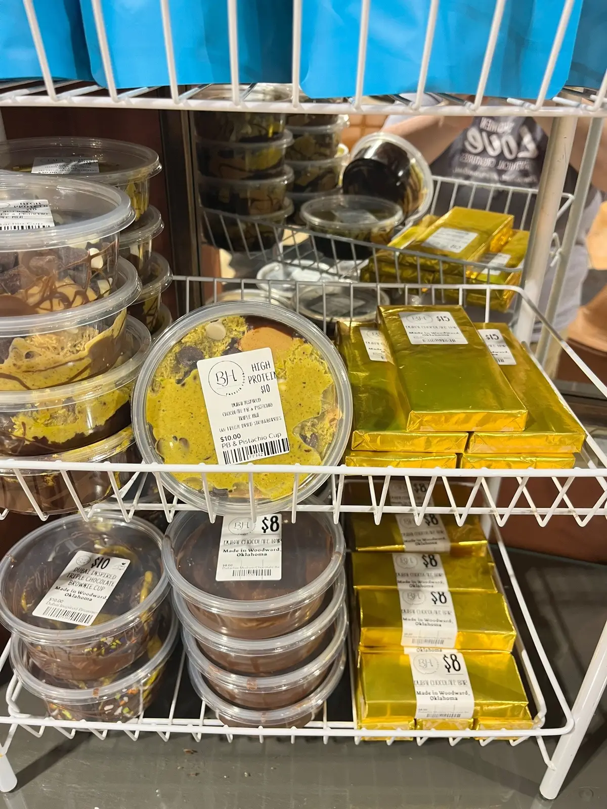 Help us out!!!  We can ship! I also have a website!!!  https://bakesy.shop/b/freezie-foods