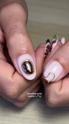 tortie season is coming so here is the easiest tortoishell tutorial !! 🥹🐢🤎🫶🏼💫 wait for the end result oh my god obsessed  #tortie #tortoishell #tortoishellnails #tortietutorial #nailtutorial #nailsartvideos #naildesigns #naildesign #brownnails #brown #autumnnails #autumnstyle #biabnails #biabinfill #biabinspo #biab #goldchromenails #goldchrome #nailart #nailarttutorial #nailtok #nails #nailspo #nailinspiration #nailhack #fyp #foryou 