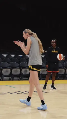 The spin. The finish. Cam is locked in. #CameronBrink #LASparks #halfcourtshot #WNBA 
