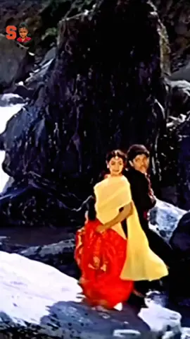 💔 మనం ఫోన్ లో ఎవరితో మాట్లాడినా కొంతసేపు మాట్లాడి ఆపేస్తాము.. కానీ మనసుకి నచ్చిన వారితో మాట్లాడితే టైం తెలియదు... ఏమి మాటలు లేకపోయినా చెప్పు ఇంకా చెప్పు అని అంటూనే వుంటాము... ఎందుకు అంటే వారితో ఎంతసేపు మాట్లాడినా తనివి తీరదు కాబట్టి... ఇంకా మాట్లాడాలి వారితోనే వుండాలి అని అనిపిస్తుంది 😭😭😭 కానీ ఇష్టం లేకుండా వుండాలి అంటే చాలా కష్టం గా వుంటుంది 💔💔💔💔