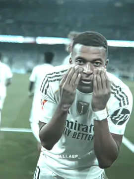 We’re winning the league // #foryoupageofficial #fyp #mbappe #realmadridfc #viraledit 