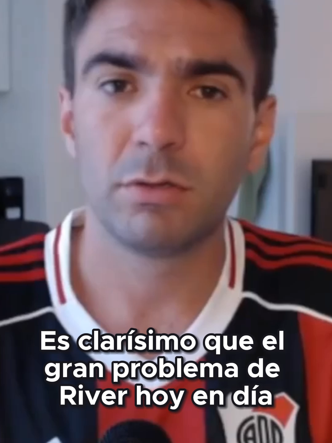 ¿Querés saber cuál es el mediocampo ideal para este River 2025?  #RiverPlate #MediocampoIdeal #CopaLibertadores #FútbolTáctico