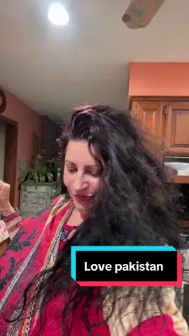 Hello my lovely friends🙋🏻‍♀️@Irfanbutt @jessica #pakistan #trend #fypシ゚viral #jesseepoo8 #kitchen 