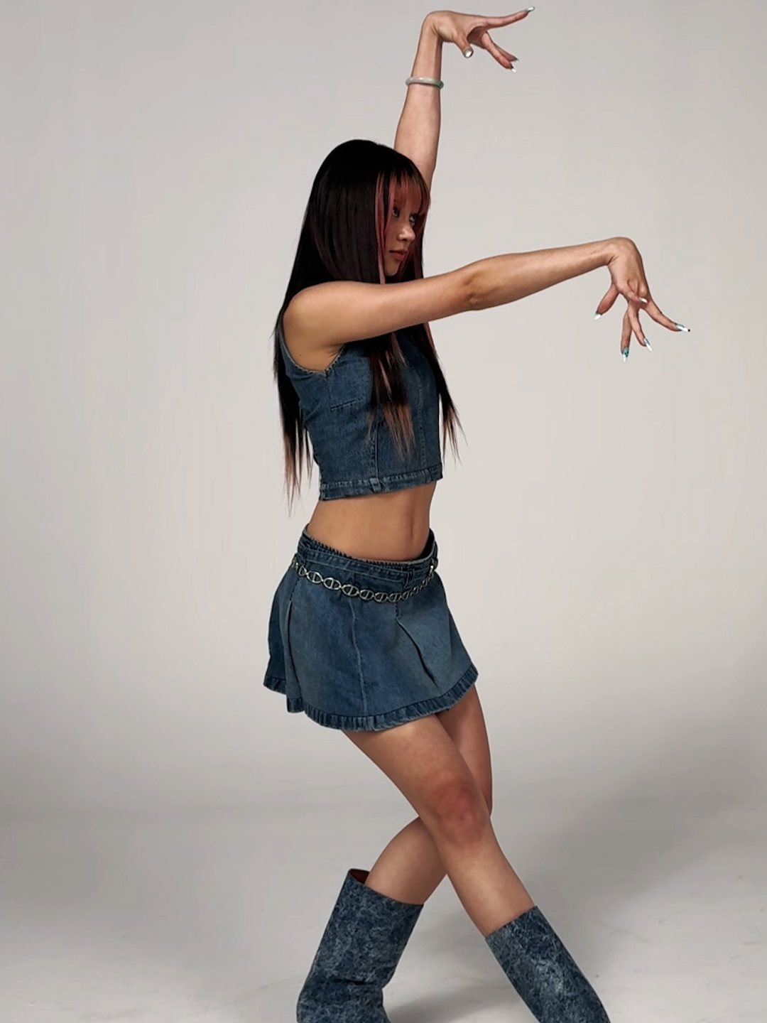 Warm it up. Megan shows us how it’s done. Explore the campaign at link in bio.  #BetterinDenim