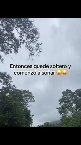 Empezó a sonar #soltero #nochedesolteria #nochedesoltero #yonomepuedoenamorar #quedesoltero 