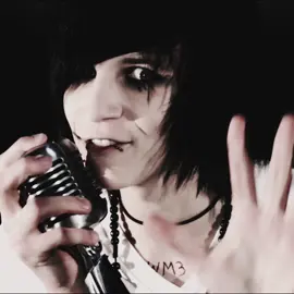 only 5 hastags😔#fyp#blackveilbrides#piercetheveil#mychemicalromance#edit 