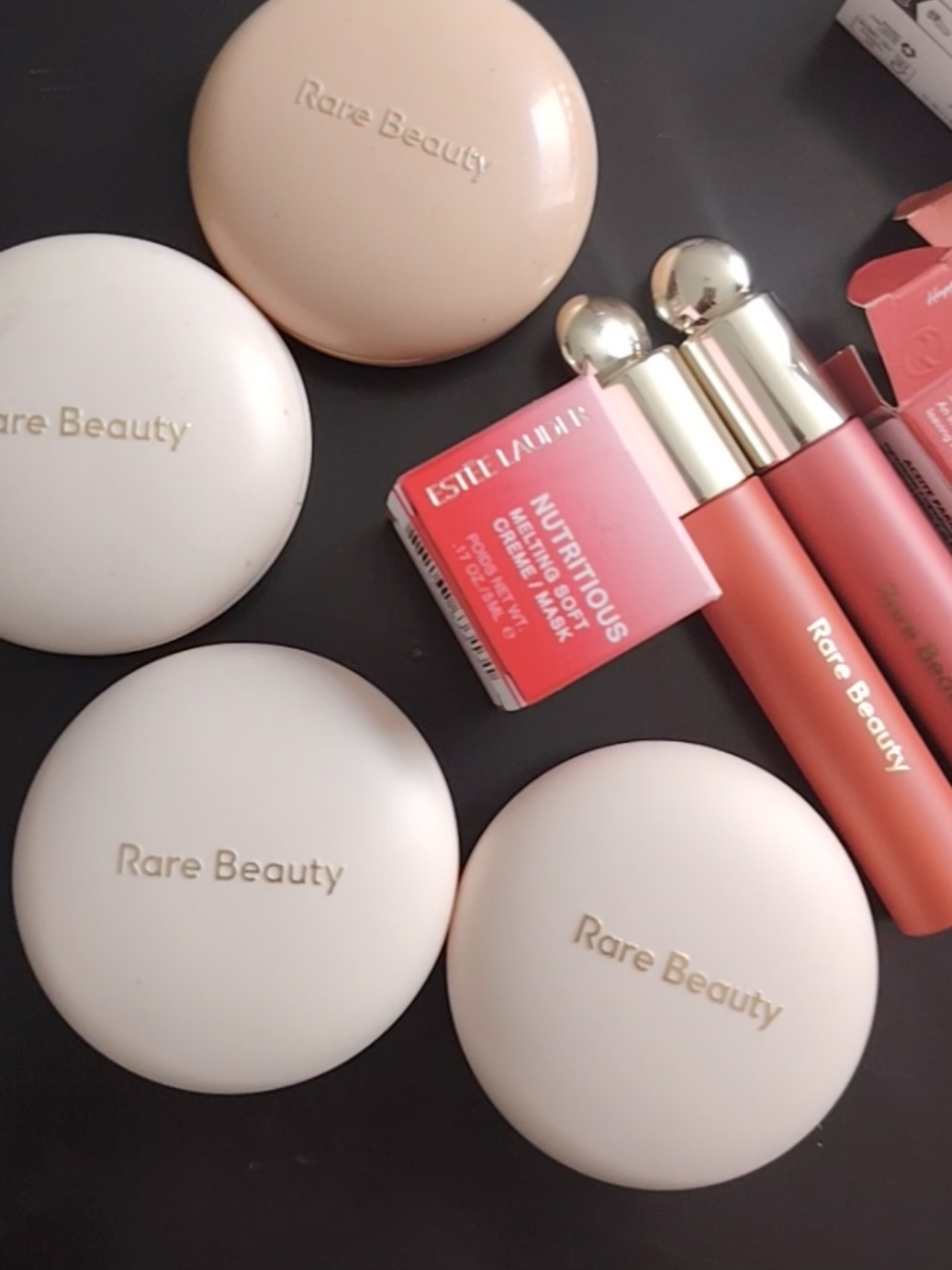 #rarebeauty #rarebeautyblush #sephoraliplooks #selenagomezvideos #rarebeautymakeup 