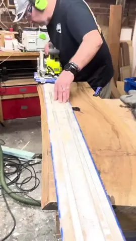 @sawdustandshavingscreations is making a straight, accurate cut with their circular saw and the Kreg Accu-Cut.👏🏼 https://bit.ly/3B9X7mr