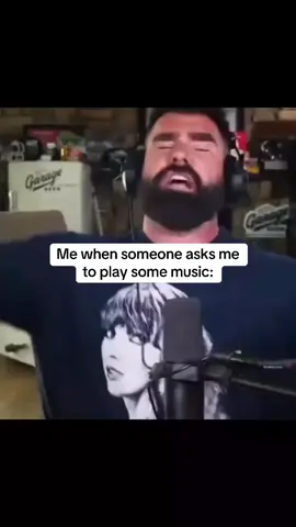 Me when someone asks me to play some music: #taylorswift #swifttok #swifties #taylornation #jokes 