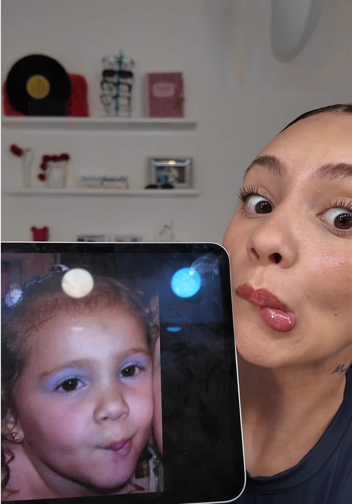 Perdón mamá creo que no te voy a poder dar nada. Gracias @Lancôme por volver a sacar los Juicy tubes tkm 🎀 ##EsJuicyEsIconic##LancomeMakeUp#ad #makeup #gloss 