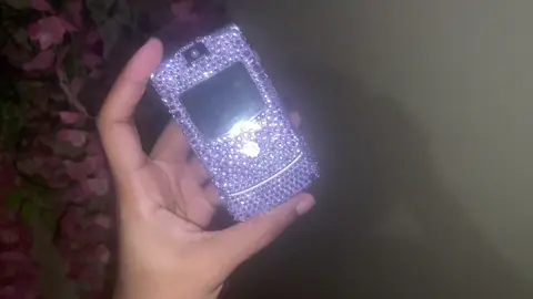 Color: Light Purple Model: Motorola razr v3 #nostalgia #bling #vintagetech 