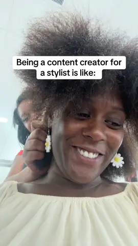 It’s like running social media boot camp in the middle of a hair appointment 😂 love my job no less! #ultabeauty #hair #hairinspo #clients #memphis