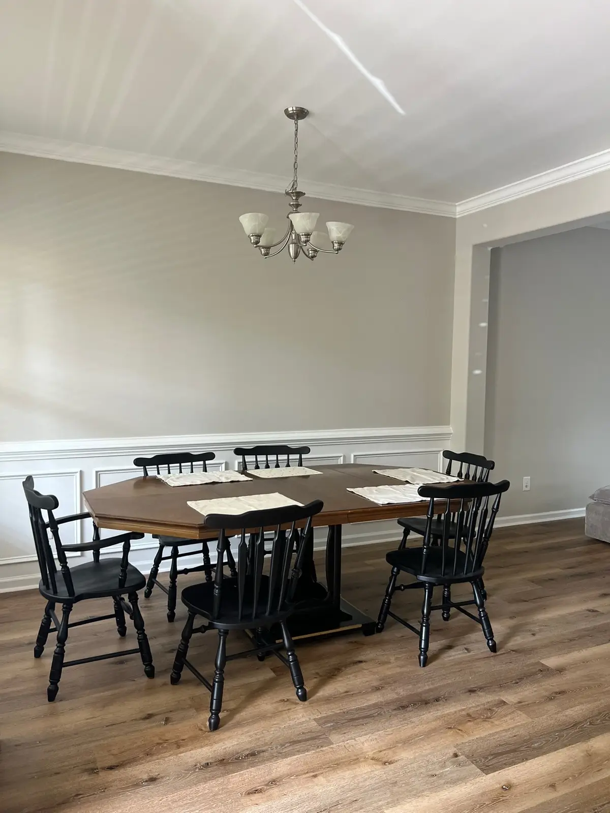 the rug makes a huge difference and adding the light changed the entire look #diningroom #homeupgrade #homeupgrades #homestyle 