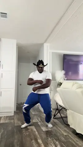 learned this dance in 3 minutes 😂😂😂😂😂 #fyp #kountrykingmert #foryou #cowgirltrailride 