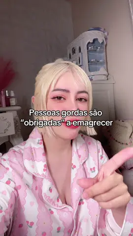 No Japão ser gordo é algo muito mal visto, isso vocês já sabem, né? 