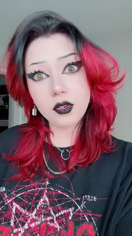 IG - veronica.kill.bride 🖤 X - vronicakilbride 💋