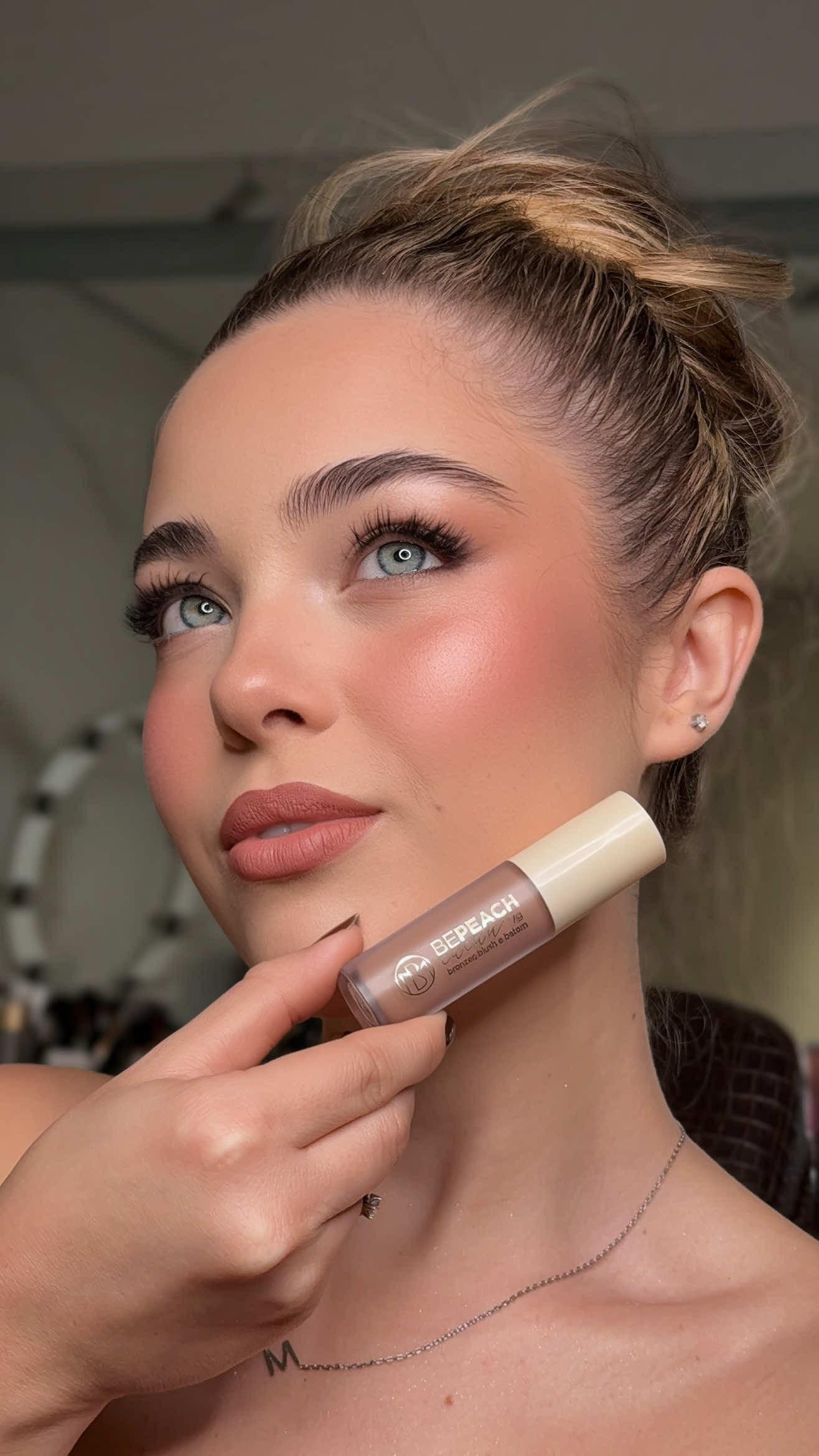 @BM Beauty Brasil entrega tudo #makeup #maquiandocliente 
