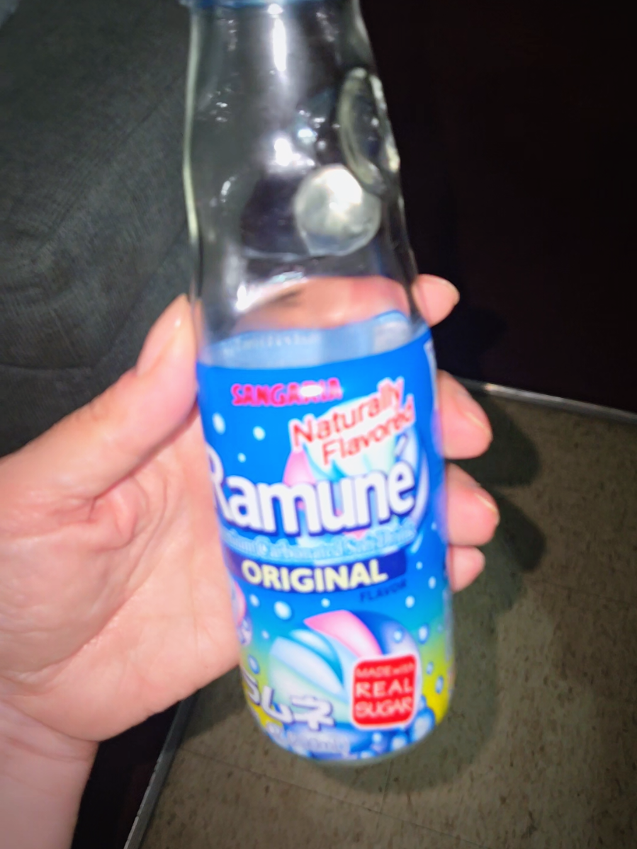 Ramune Japanese Soda Pack Refresco japonés, excelente calidad y precio, muy ricos sabores, botella innovadora.  Ordena el tuyo hoy. #ramune #RamuneJapaneseSodaPack #ramunedrink #ramunesoda #tiktokshop 