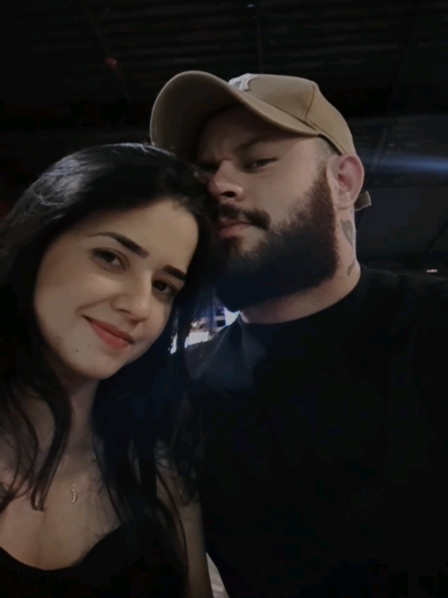 fazer o que né 🤷🏻‍♀️ . . . #casal #fyp #viral #foryou #trend 
