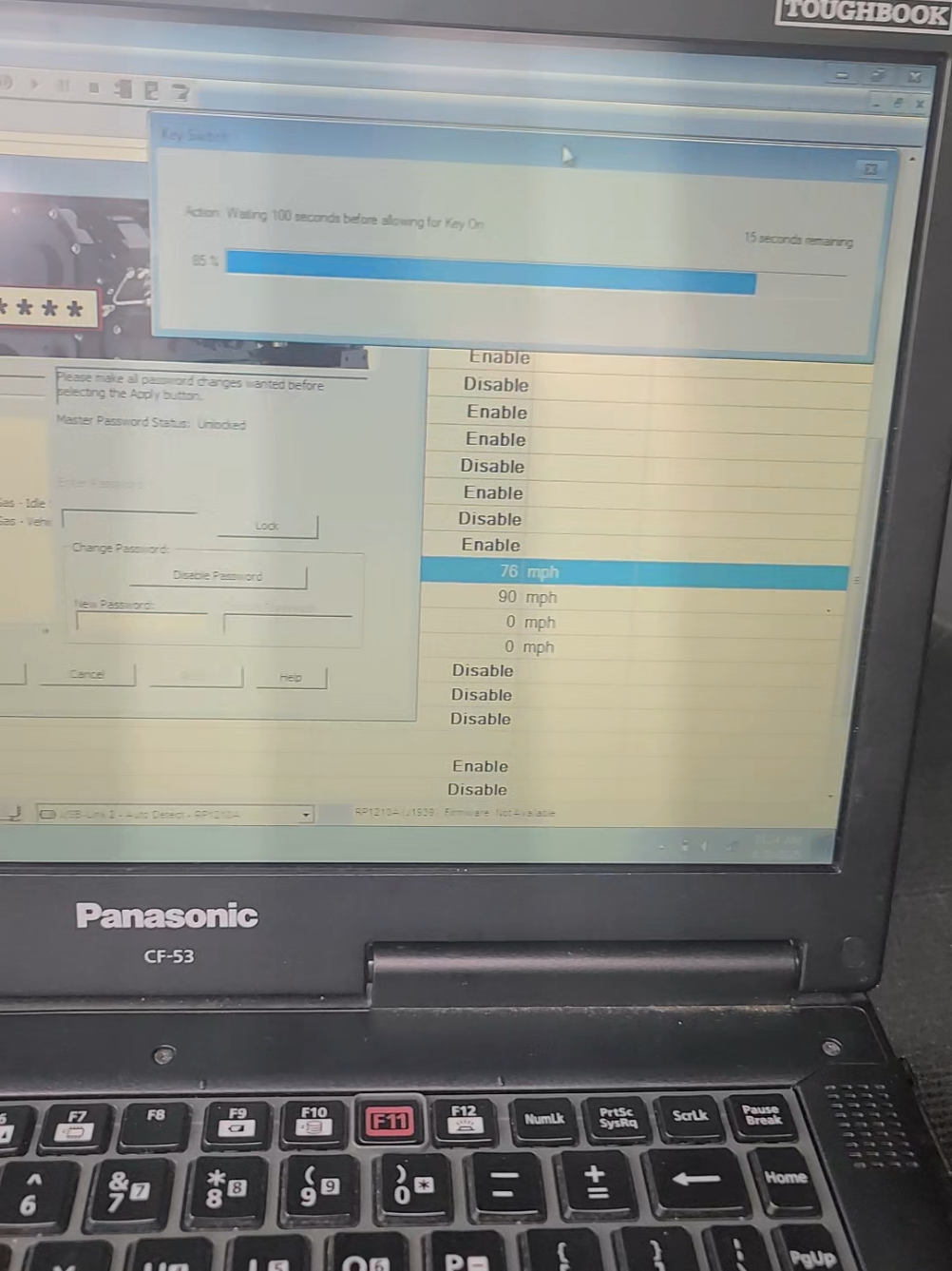 👽👽🫡ADD ECM PASSWOR 👽🫡 #truckslights #tiktokmecanic #camiones #truck_diagnostic #truck_diagnostic👽 #camioneres #frighliner 