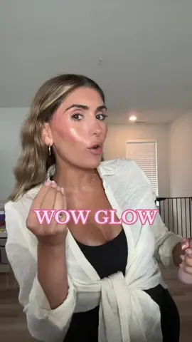 The @ONE SIZE BEAUTY Power Melt spray is UNMATCHED & the @deziskin body gloss WOW #glowingskin 