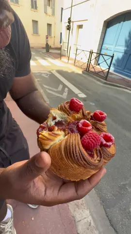 Ya’ll been here before? #fyp #france #foodreview #bakery #dessert 