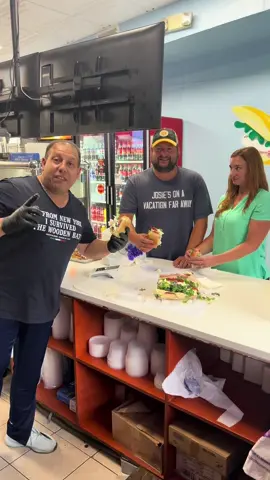 Made myself a Sangwheech and these wonderful people came from Boston while I was making the video of my sandwich I was going to take home and eat later but I cut that baby up and shared it. Hope they enjoyed it! Full video of the sandwich coming tomorrow. Eat and enjoy life! God bless @giovannis.italian.deli #foryou #fyp #FOOD 