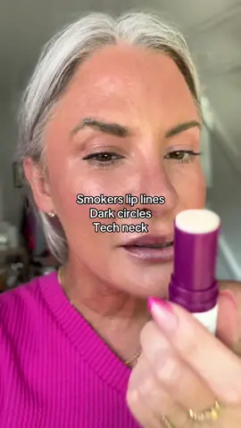 It’s new by Dr. Melaxin and it’s called “Cemenrete” — Calcium Volume Multi Balm. I’m an instant fan 🙌  . . #skincareover40 #drmelaxin #antiwrinkle #antiaging #tiktokshopcreatorpicks @drmelaxinglow 