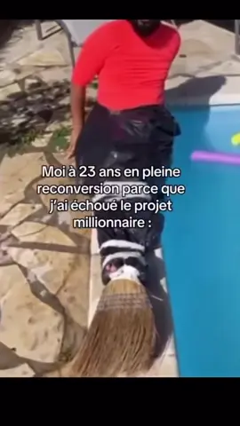 À moitié THON 🐠 🤣🤣🤣 #humour #humor #humortiktok #h #cool 