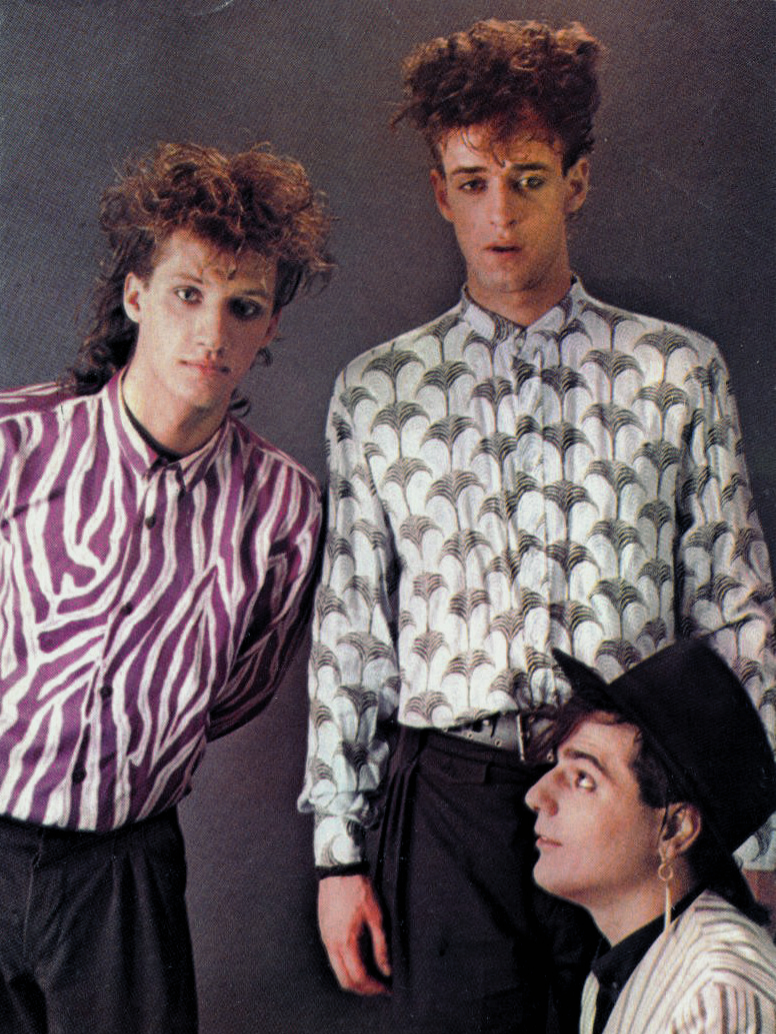 Soda Stereo - Te Hacen Falta vitaminas (1984) | Edit. #sodastereo #tehacenfaltavitaminas #1984 #gustavocerati #zetabosio #charlyalberti #cerati #sodastereoedits #gustavoceratiedits #rockenespañol #rocknacional #rockargentino #lyrics_songs