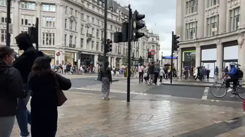#LONDON_❤️_VIBES 