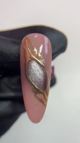 ✨ Toda quarta é dia de Descomplica, Nail! Essa joia 3D tá surreal 😍 Salva esse vídeo pra mostrar na próxima vez que for fazer a unha 💅 #UnhasDecoradas #DescomplicaNail #NailTok #NailArt #UnhasPerfeitas