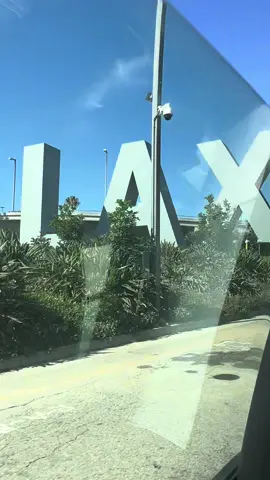 LAX🛫➡️🛬ATL #LAX #deltaairlines #firstclassflight 🥂 