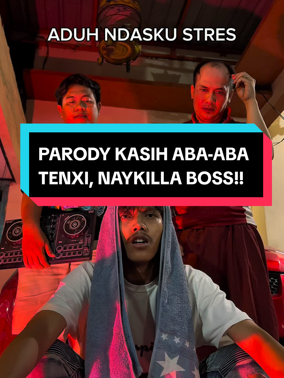 Ijin kak @tenxitenxi @naykillas , Parody cover KASIH ABA-ABA, bersama kawan @erikjimbrong , Produser @angwin_lu , Biduan @wurcaster boss, Wenak Wenak Wenak 🤙🤙 #haritswenak #wenakwenakwenak 
