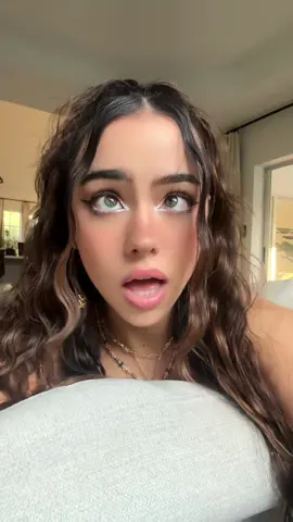 eye color reveal 