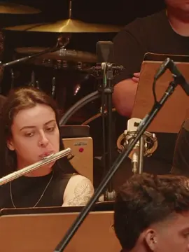 Não faltam exemplos de qualidade Meninos e Menonads que começaram criancinhas e hoje formam a Melhor orquestra do Brasil @Baccarelli 