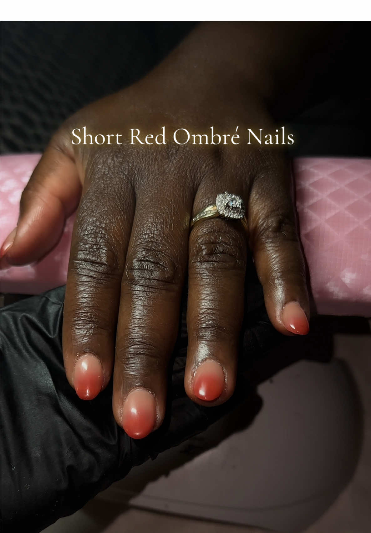 Come watch me do a simple ombre nail set ft. my mom 😌#creatorsearchinsights #shortnails #almondnails #gelx #fyp  @melodysusie @JODSONE @BeetlesGelPolish 