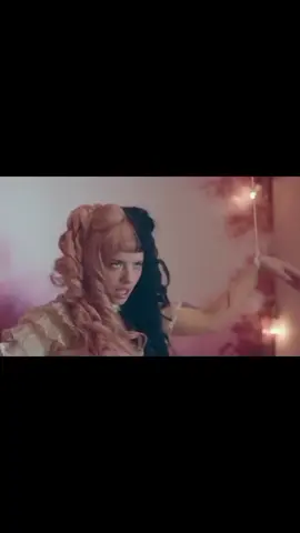 ¿por qué es tan difícil de ver? #fyppppppppppppppppppppppp #fyp #lyric #lentejas #melaniemartinez 