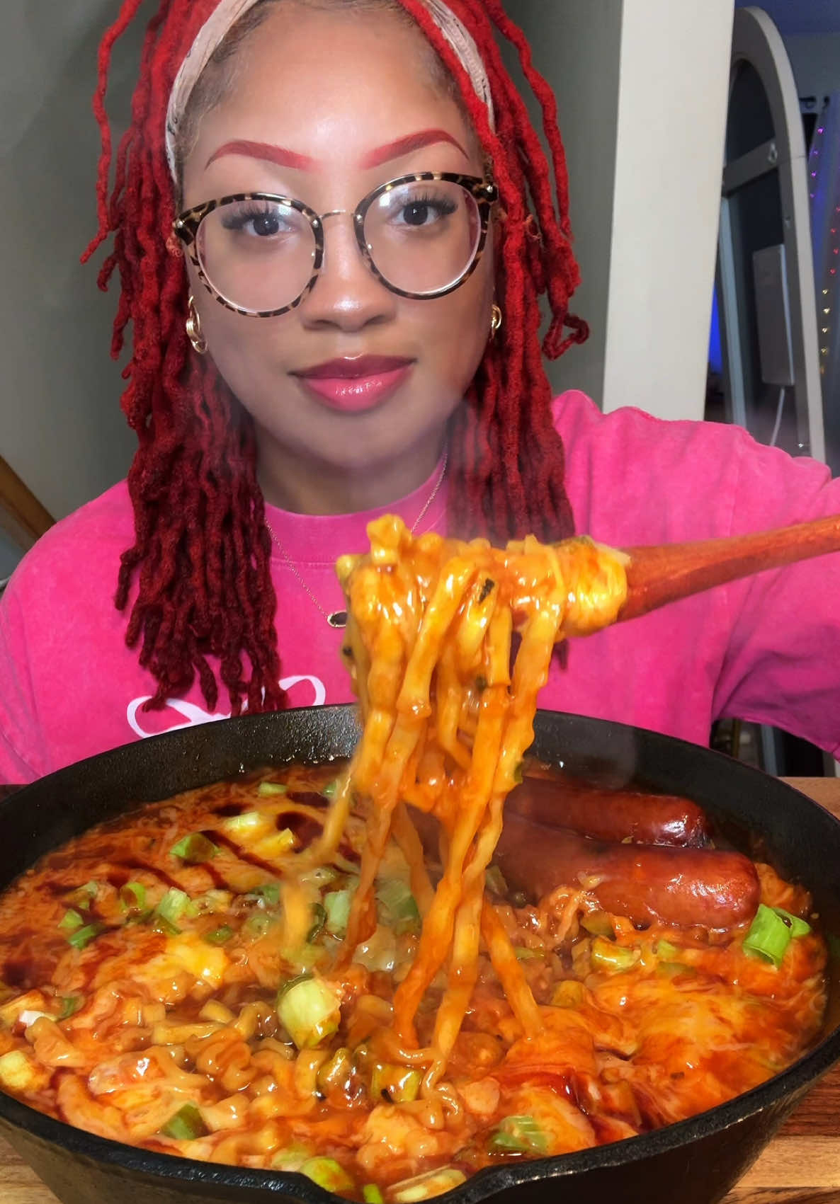 @Buldak stew type ramen >> > is so bomb, l added green onions, sour cream and colby jack cheese! I also have johnsonville jalapeño cheddar sausage #ramen #buldak #stewtype #spicynoodles #spicyramen