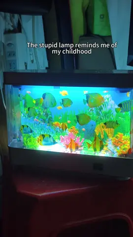 #fishlamp #2000s #nostalgia #childhood #frutigeraero #aquarium 