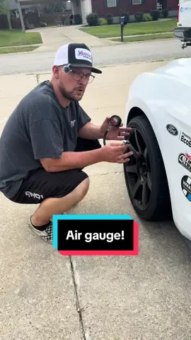 Digital tire pressure gauge! #racing #DIY #creatorsearchinsights #tiktokshop #tiktokmademebuyit 