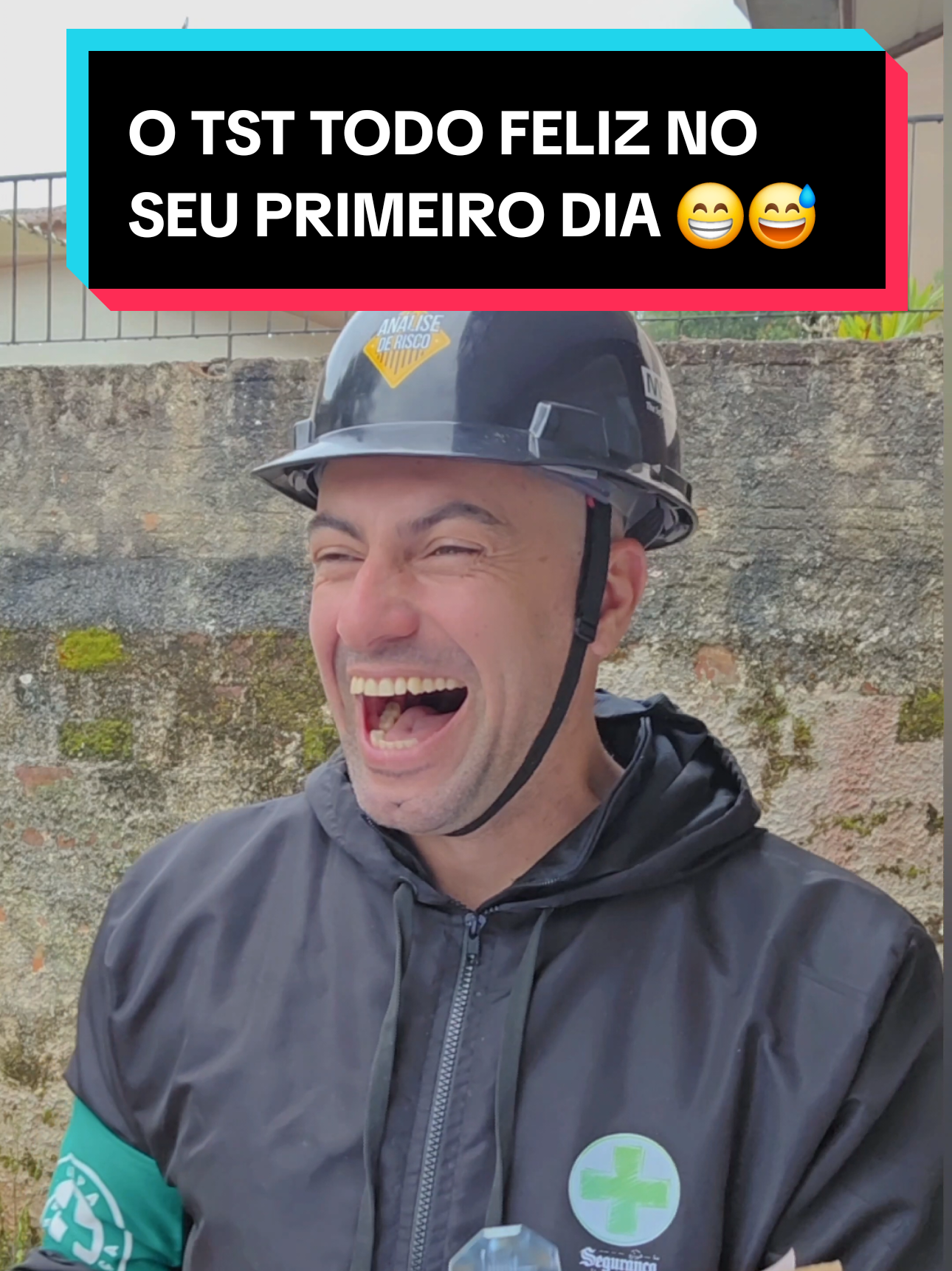 O TST TODO FELIZ NO SEU PRIMEIRO DIA 😁😅 #segurançadotrabalho #segurancadotrabalho #tecnicodesegurancadotrabalho 