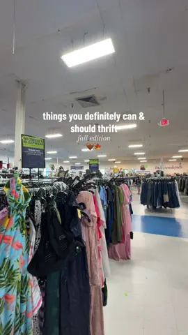 black mini skirts all year round! 💕 #fyp #thriftok #fashiontiktok #thriftwithme #thrifting #thrift #thrifted #denver #denvercolorado #pinterestoutfit #pinterestaesthetic #miniskirt #miniskirtoutfit 