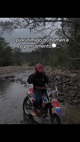 Acontece 🤷‍♂️  #pensamentos #homen #viraltiktok #viraliza #deus_no_controle 