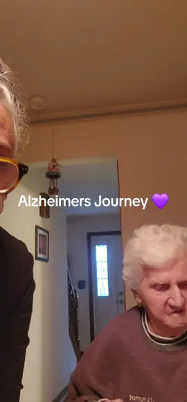 #fypシ #caregivers #alzheimers #behappy #supporting 💜💜💜